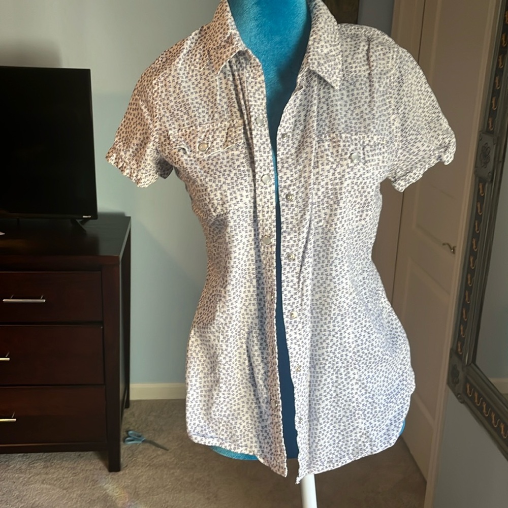 Levi’s short sleeve button down